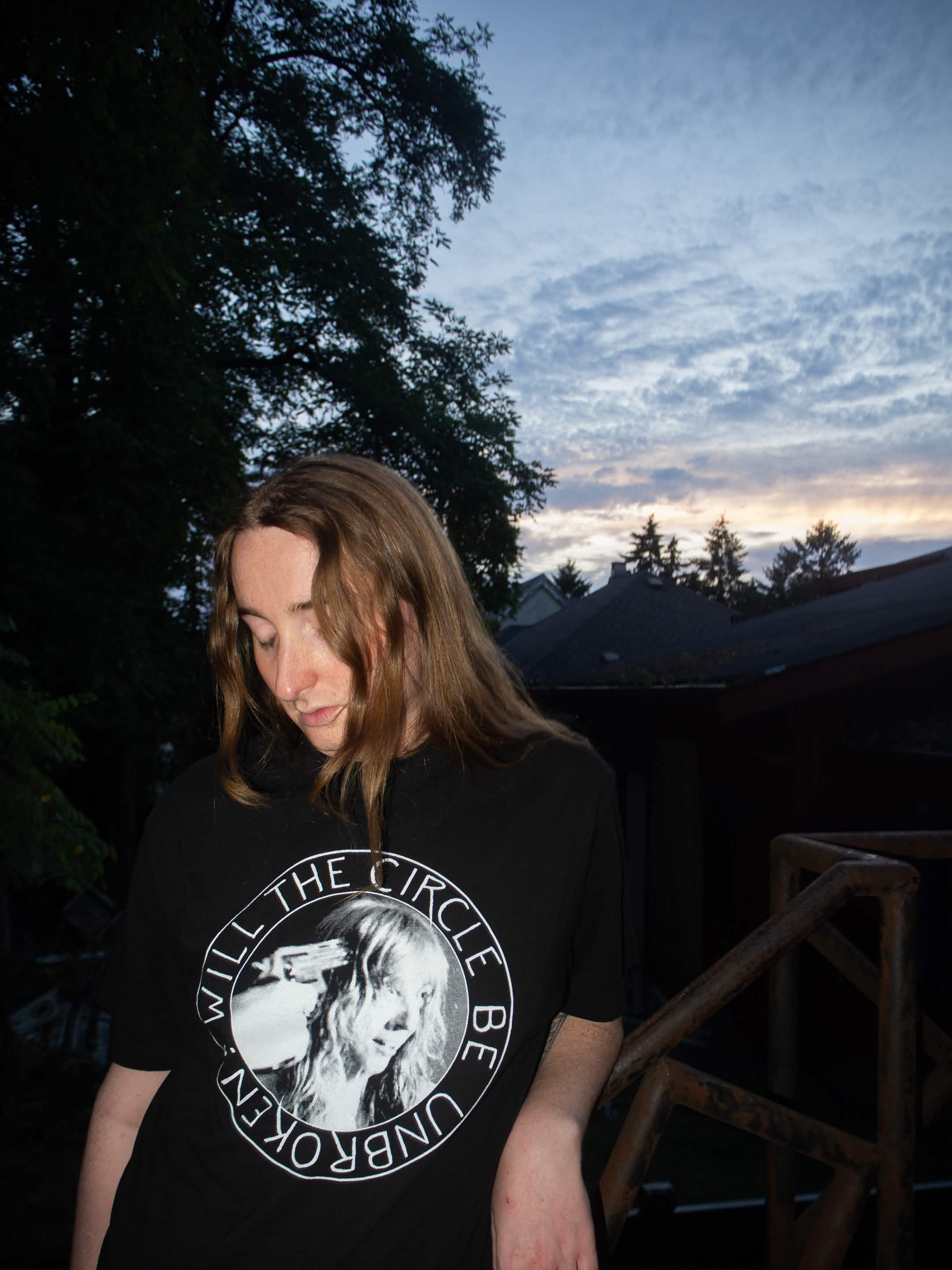 'WILL THE CIRCLE BE UNBROKEN' t shirt
